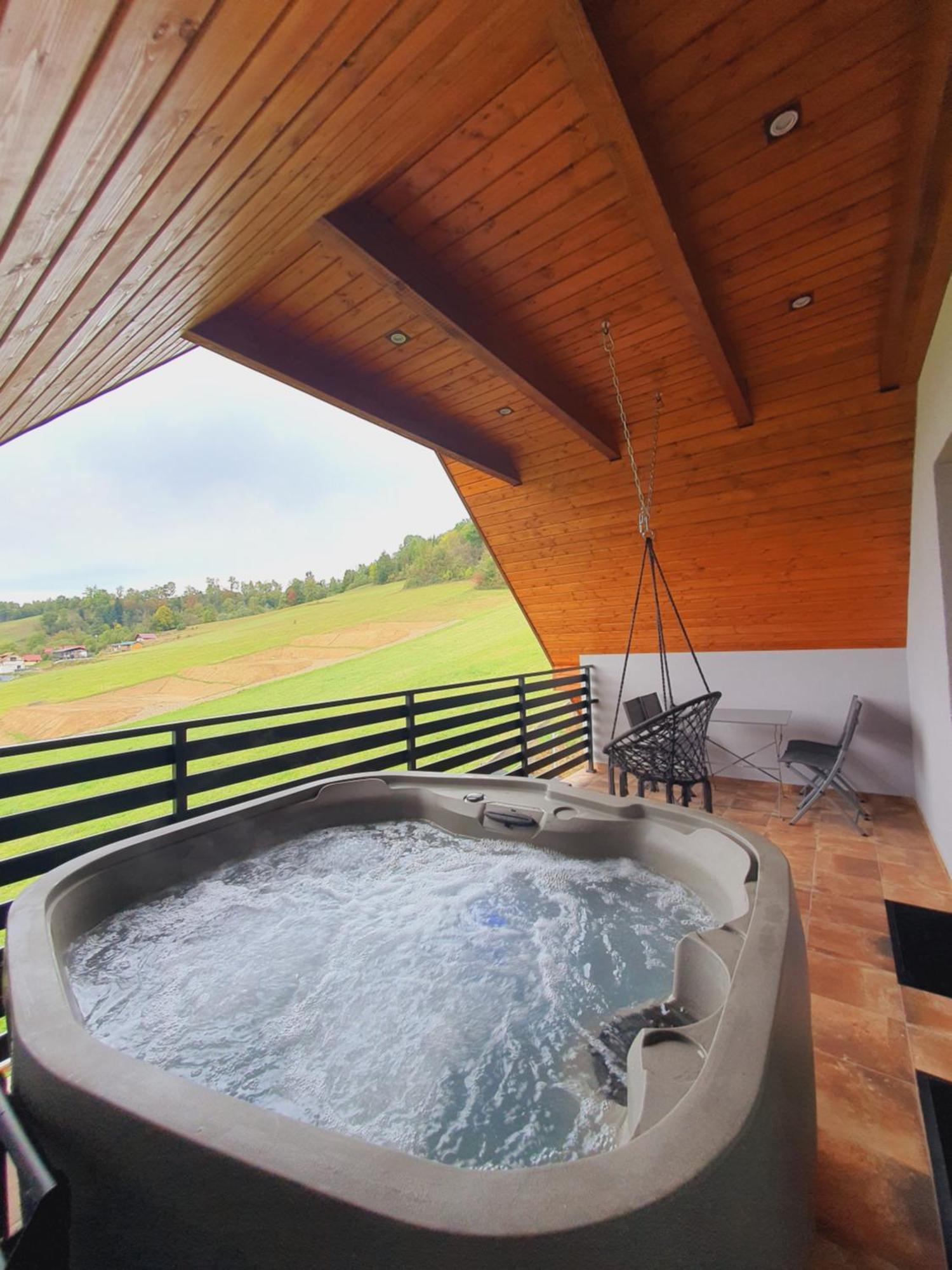 Dom Na Wzgorzu Slonce Na Wylacznosc Jacuzzi Elektryczne Sauna Rowery ซาโวซ ภายนอก รูปภาพ